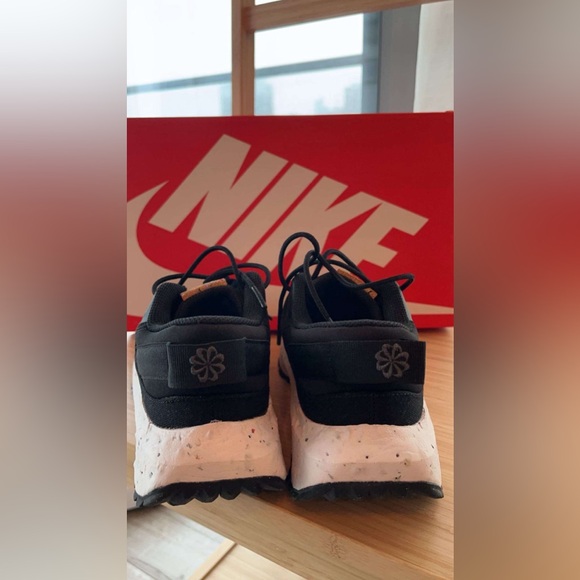 NEW Nike Women's Crater Remixa Shoes Size 6.5 - Picture 2 of 5